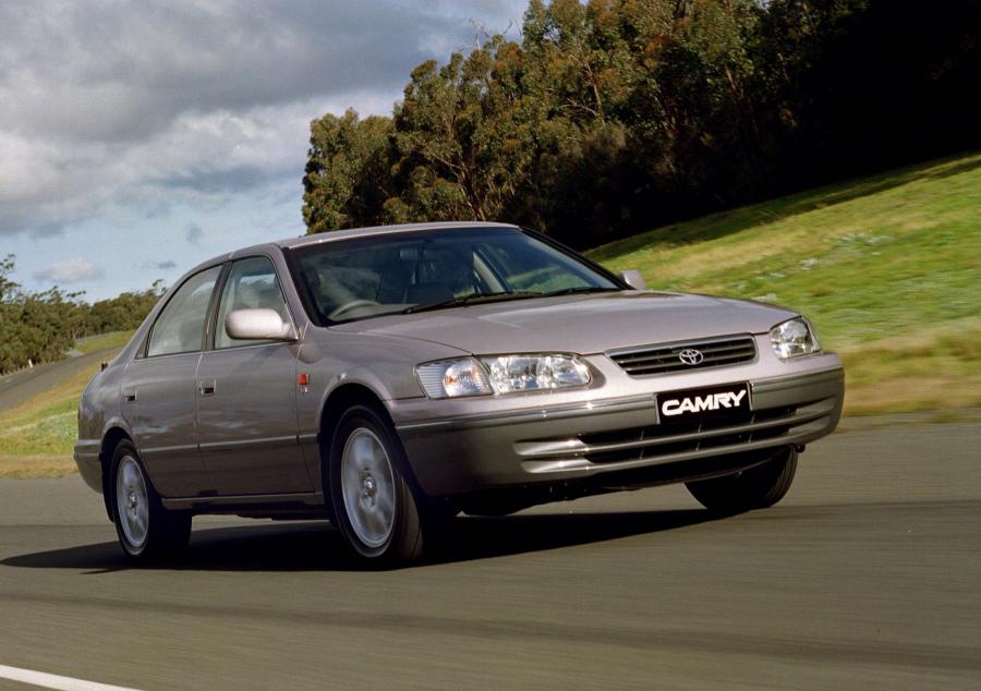 Toyota Camry Azura (MCV21) '2000